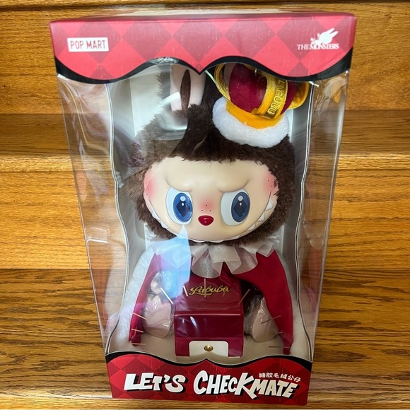 [NEW] POP MART Labubu Let's Checkmate King Vinyl Plush Doll Large - Picture 4 of 12